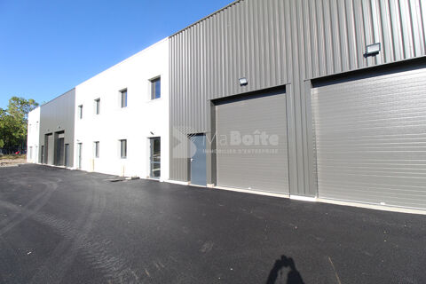   RIORGES - Local d'activité neuf de 138 m² 