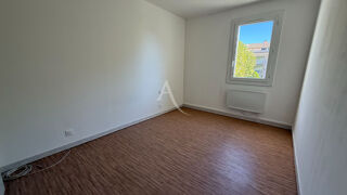  Appartement à louer 2 pièces 53 m²