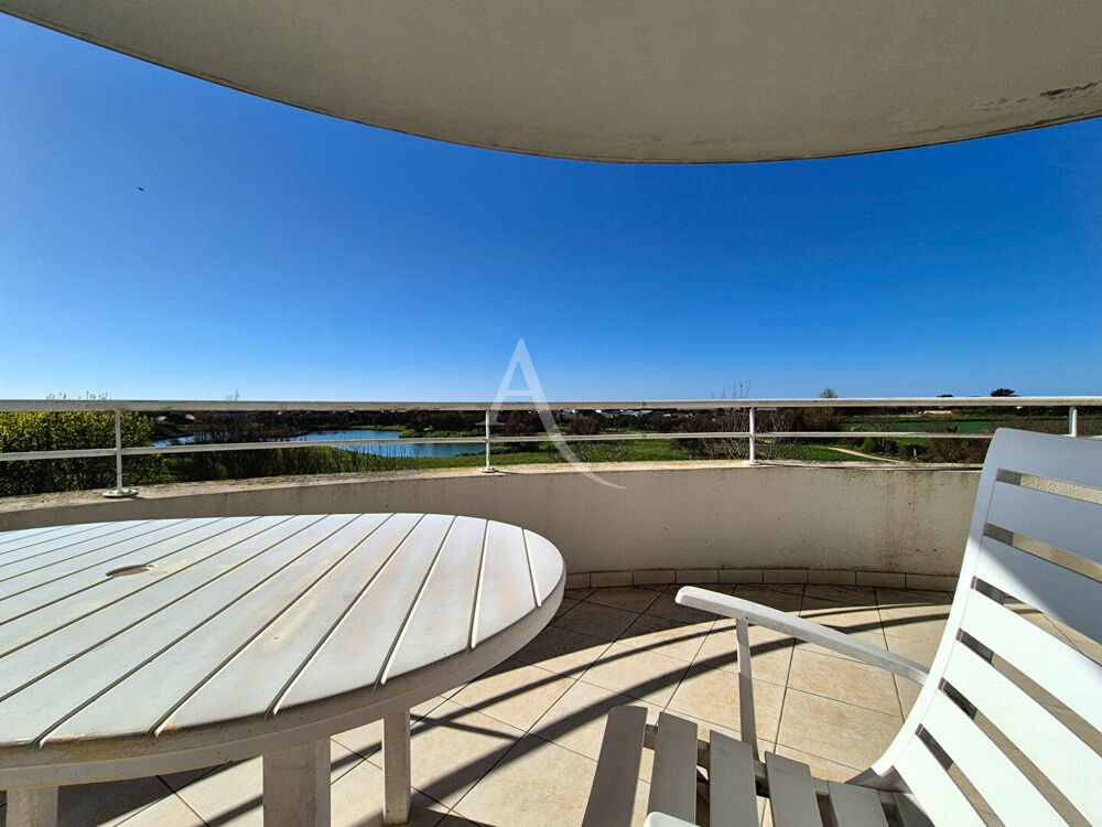 GRAND APPARTEMENT AVEC VUE MER