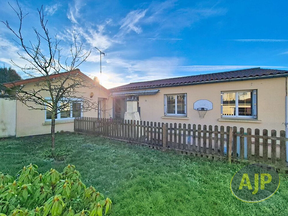 Maison Montaigu Vendée 4 pièces 101 m²
