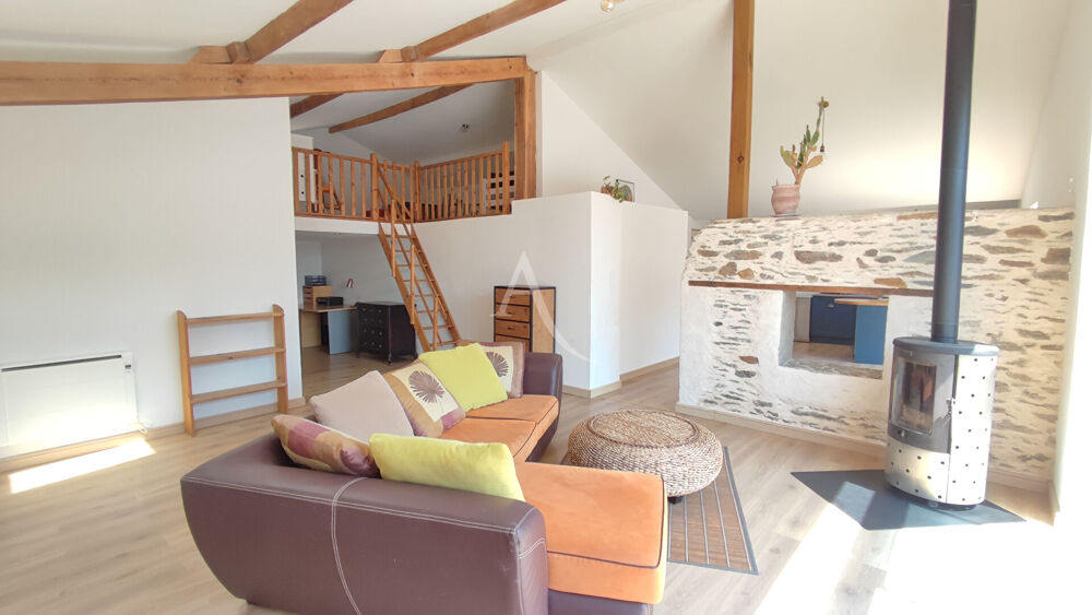 Vente Maison Grange rénovée avec terrain agricole à La Chapelle Hermier La chapelle hermier