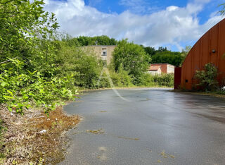 Terrain à vendre 11600 m²