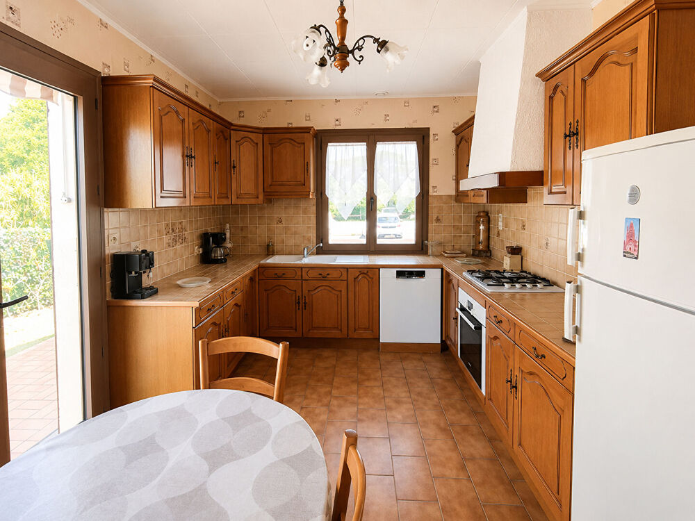 Maison Echillais 5 pièce(s) 119 m2