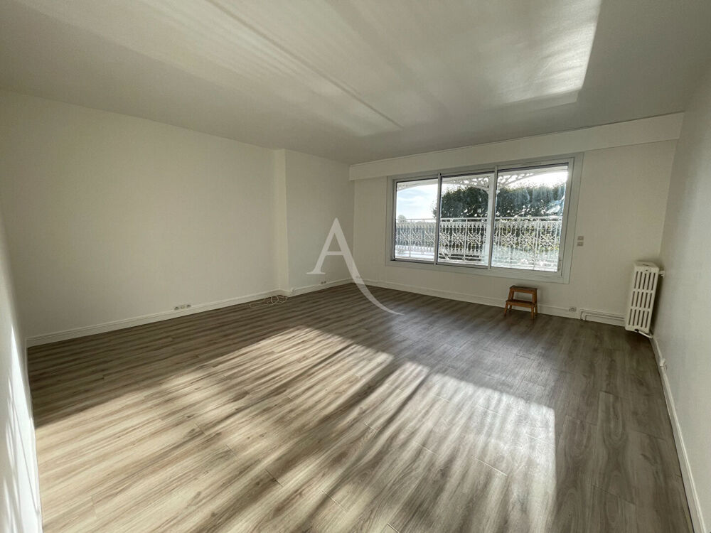 BLOIS CENTRE VILLE SUR LES QUAIS AVEC VUE SUR LOIRE : Appartement Blois 7 pièce(s) 164 m2