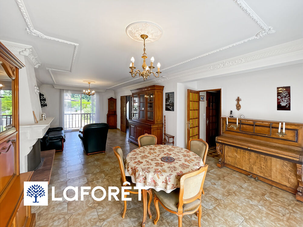 Maison traditionnelle sur sous-sol total de 6 pièces à vendre à Sainte Geneviève des Bois - Réf 13319