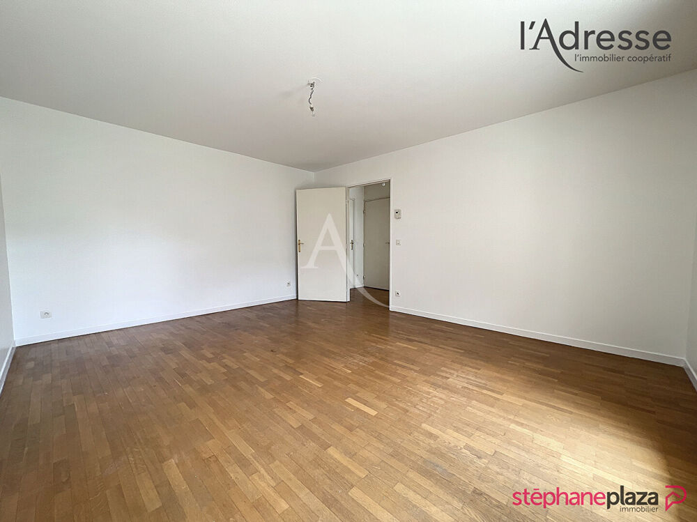 Location Appartement PUTEAUX/ Pierre Curie Appartement 2 pièces - 1 BOX - 1 Cave Puteaux