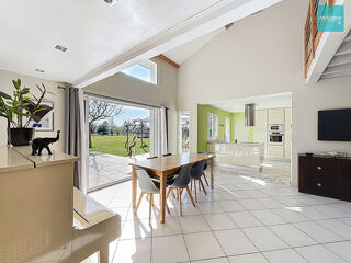  Maison à vendre 8 pièces 203 m²