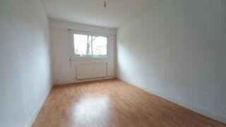  Appartement à louer 2 pièces 58 m²