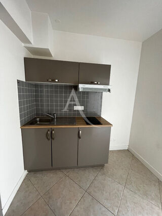  Appartement � louer 1 pi�ce 27 m�