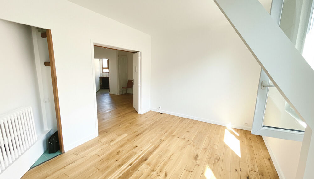 Vente Appartement Buttes Chaumont, métro Botzaris, T2 de 36 m² avec ascenseur et cave Paris 19