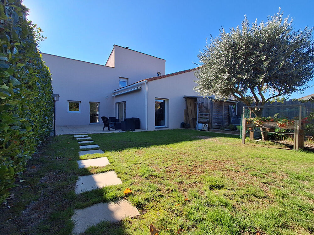 Vente Maison Maison coup de coeur à vendre: Quartier SAINT ANDRE D'ORNAY La roche sur yon