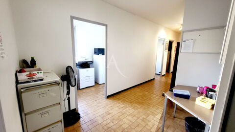LOCAL PROFESSIONNEL EN CENTRE VILLE DE CARCASSONNE 1600 11000 Carcassonne