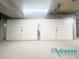  Parking / Garage � louer 
