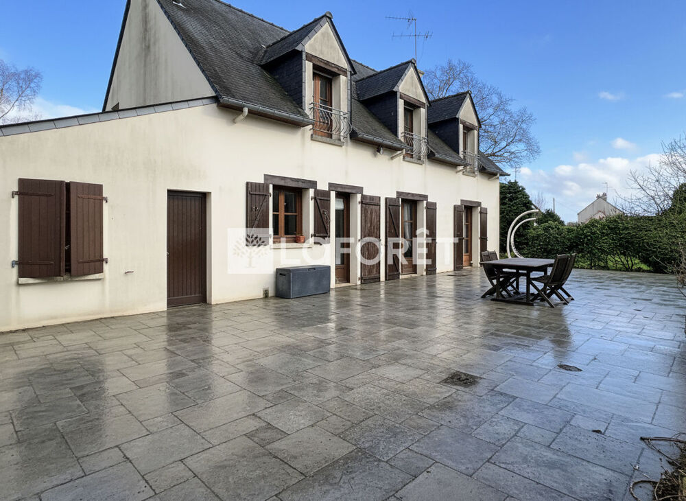 Maison Guer 156m² 5 chambres terrasse garage bureau cave