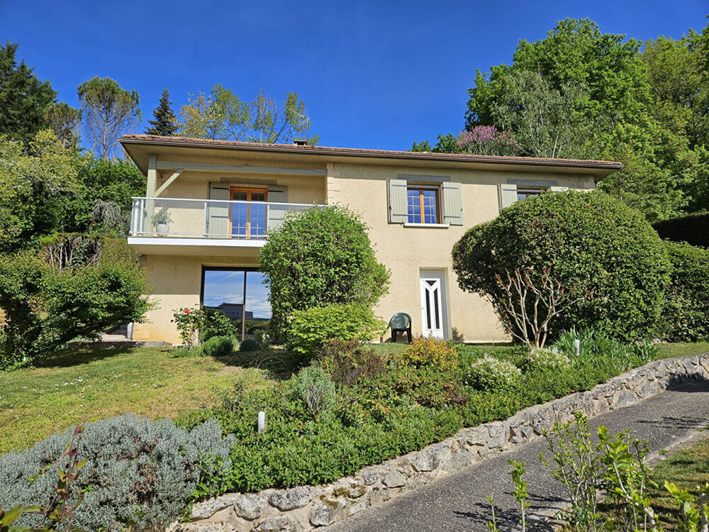Aux portes de Périgueux, maison d'environ 150 m²