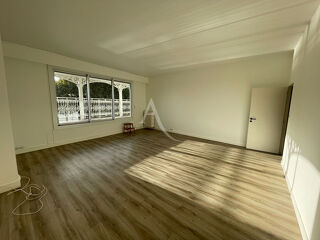  Appartement à louer 5 pièces 164 m² Blois