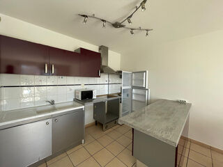  Appartement à louer 3 pièces 55 m²