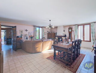  Maison à vendre 8 pièces 142 m²
