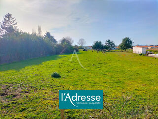  Terrain à vendre 3064 m²