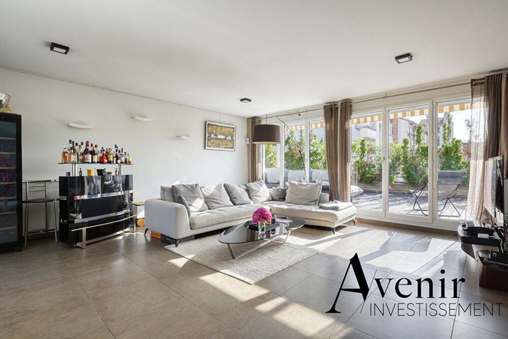 Vente Appartement Penthouse d'exception 172m2  - Terrasse de 300m2 - Dernier étage - Climatisé - Garage double - Lyon 6ème Lyon 6