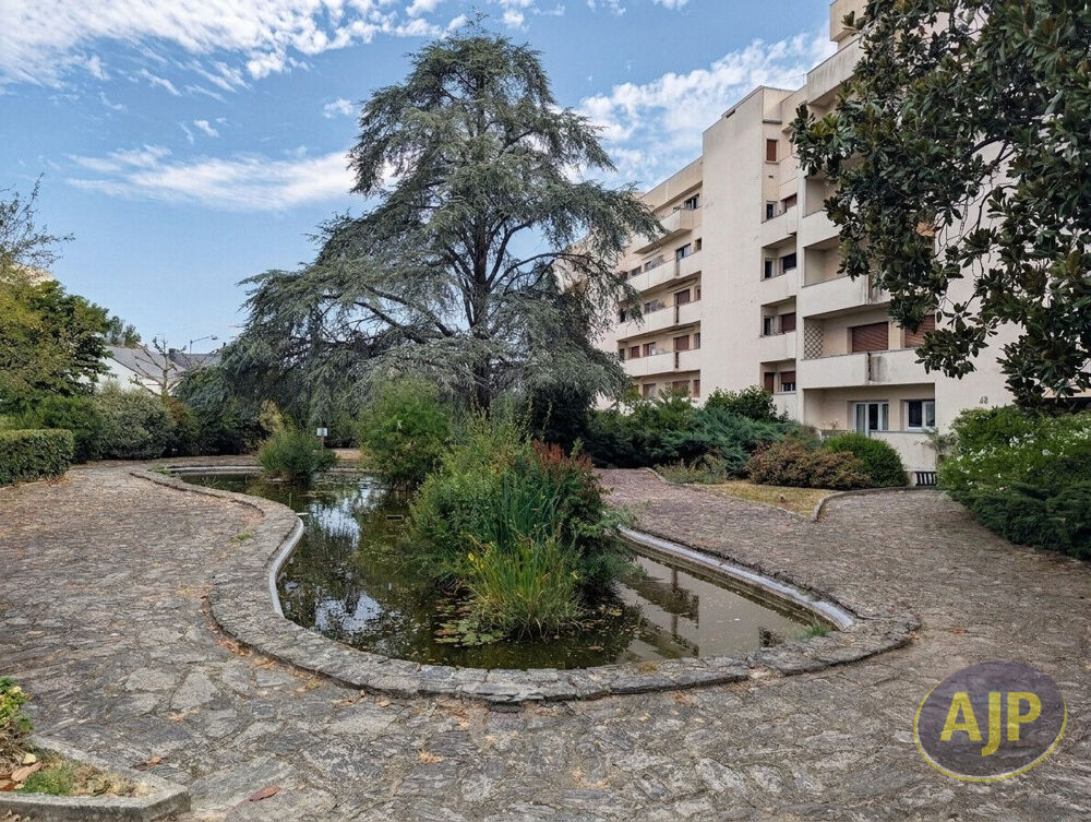 Appartement de 79 m² - Rennes Jeanne d'Arc (Métro ligne B)