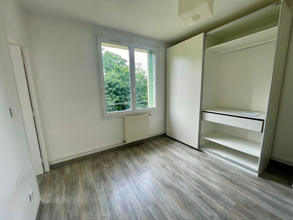 Location Appartement APPARTEMENT CHAUMONT - 4 pièce(s) - 76.25 m2 Chaumont