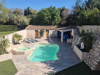  Maison � vendre 9 pi�ces 272 m�