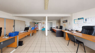   Local commercial Pontcarre 105 m2 Pontcarre
