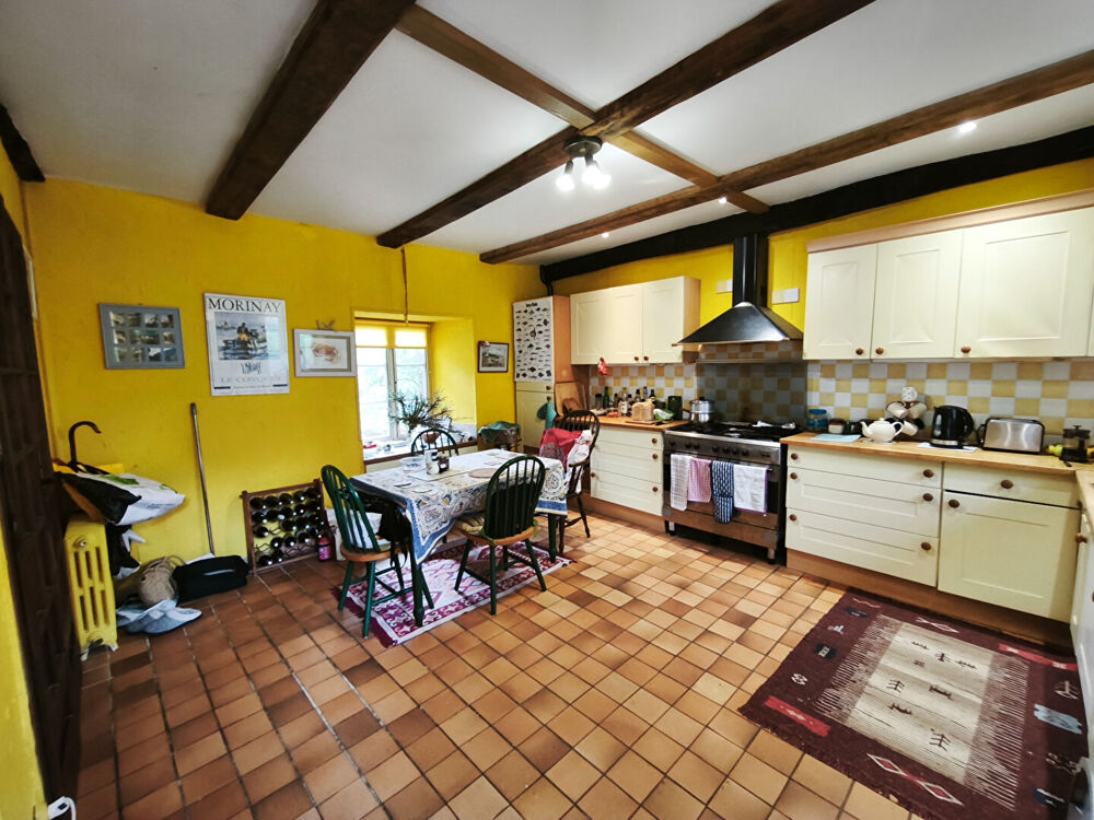 Vente Maison MORBIHAN, Langonnet , 4 chambres plus un studio, de magnifiques jardins, des dépendances Langonnet