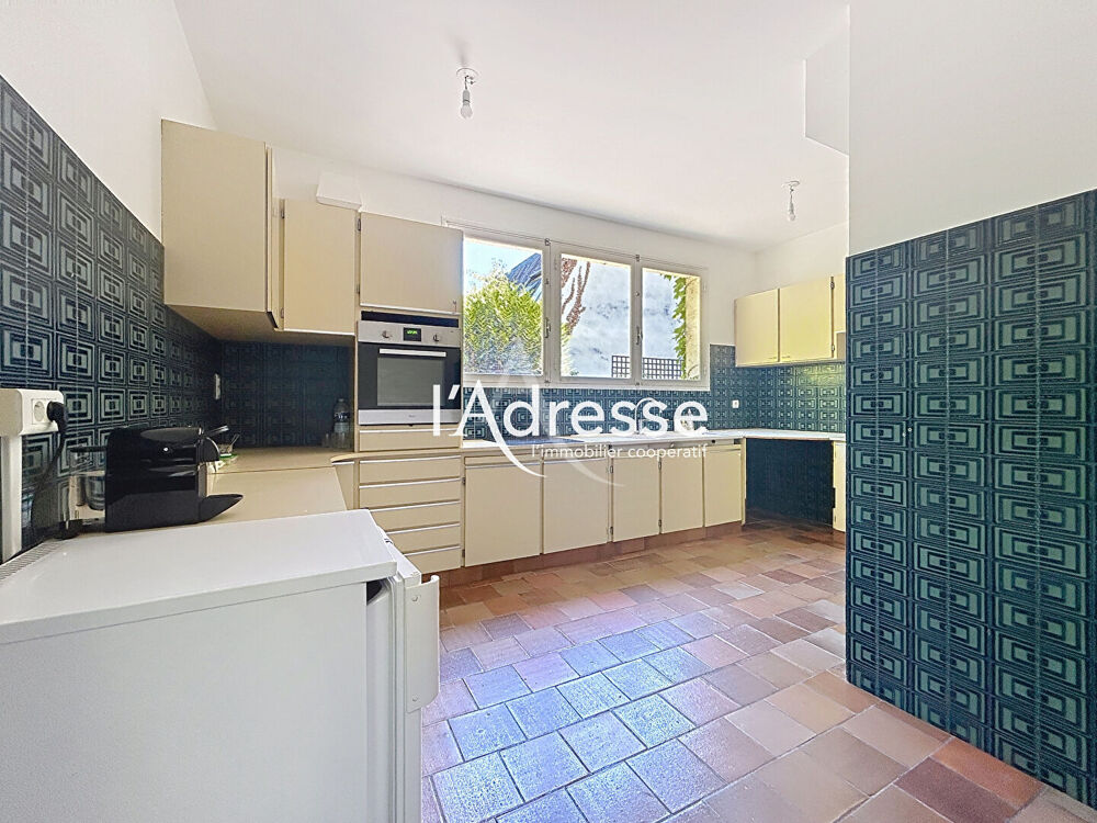 Vente Maison Maison d'architecte à vendre à Chambray-lès-Tours - 215m² sur terrain de 2500m² Chambray les tours