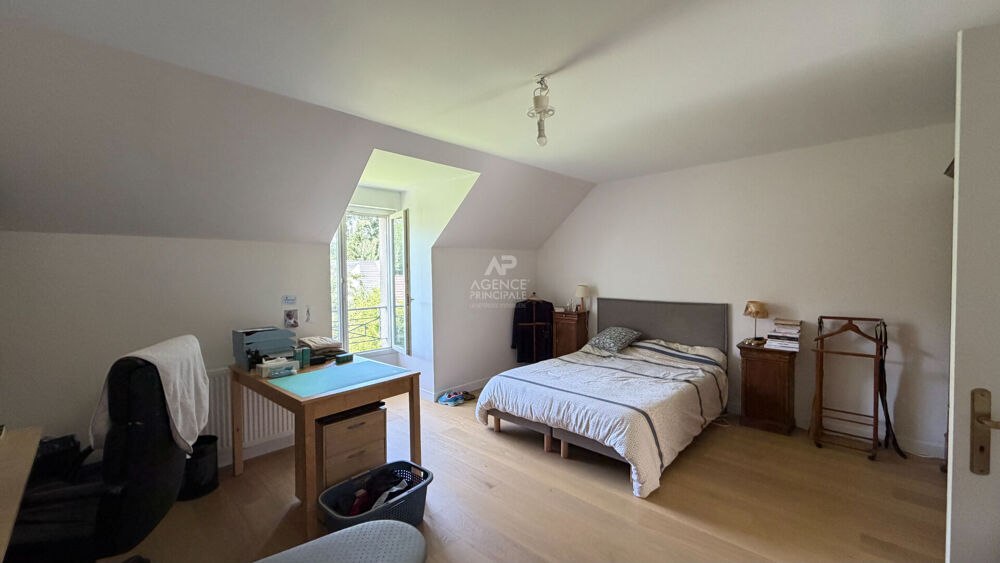 Location Maison Maison 7 pièces  228 m2 avec jardin - L'Etang La Ville L etang la ville