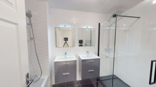  Appartement � louer 4 pi�ces 121 m�