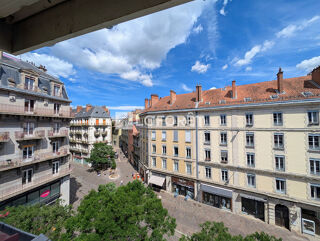  Appartement à louer 1 pièce 14 m²