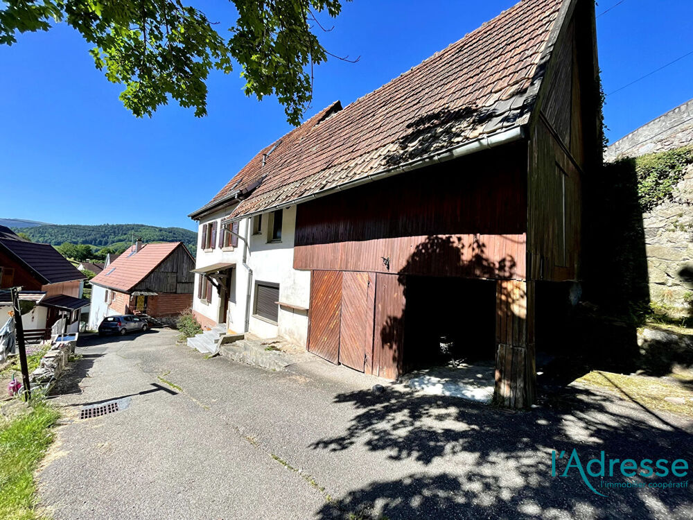 Maison Soultzeren avec grange attenante .