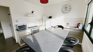  Appartement à louer 3 pièces 72 m²