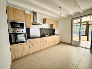  Maison  vendre 6 pices 145 m