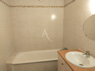  Appartement à louer 2 pièces 48 m²