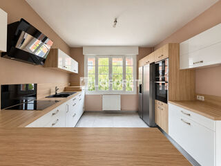 Vente Maison CALAIS NORD ESPLANADE - Maison 167 m2 - 3 chambres - 1 suite parentale - 1 bureau - jardin - garage Calais