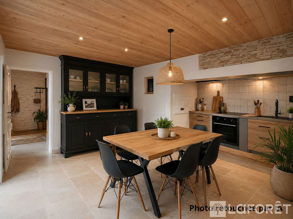 Corps de ferme en pierre avec grange - 151 m² -Fort potentiel