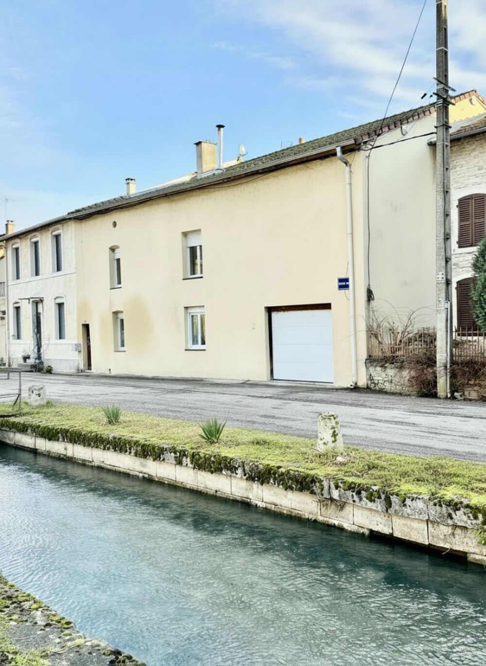 Maison de village 3 chambres avec garage et cour - Maxey-sur-Vaise