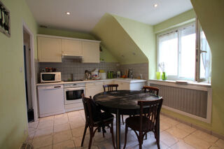  Immeuble à vendre 9 pièces 168 m²