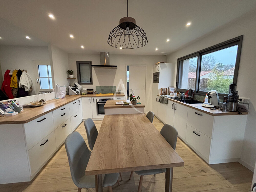 Vente Maison Maison  4 pi�ce(s) Landevieille