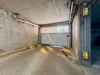  Parking / Garage � vendre 