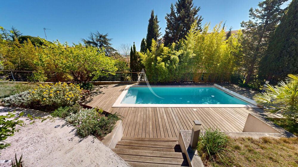 A CARCASSONNE, Maison de charme avec piscine