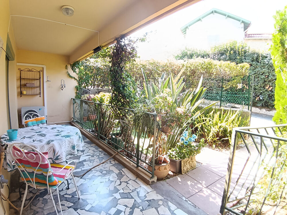Vente Appartement Appartement T3 en rez de jardin de 66,40m² , jardin de 40m², place de parking et cave de 4m² Six fours les plages