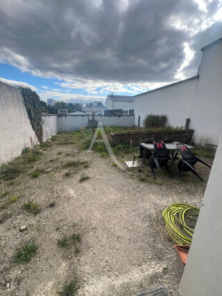  Appartement à louer 1 pièce 23 m²