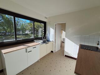  Appartement à louer 4 pièces 91 m²