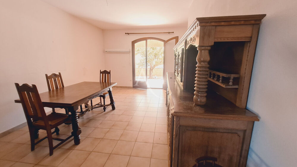 Villa familiale de 200 m² et parcelle de 650 m²avec terrain piscinable et garage à Balaruc-les-Bains