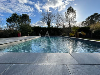  Maison � vendre 8 pi�ces 235 m�