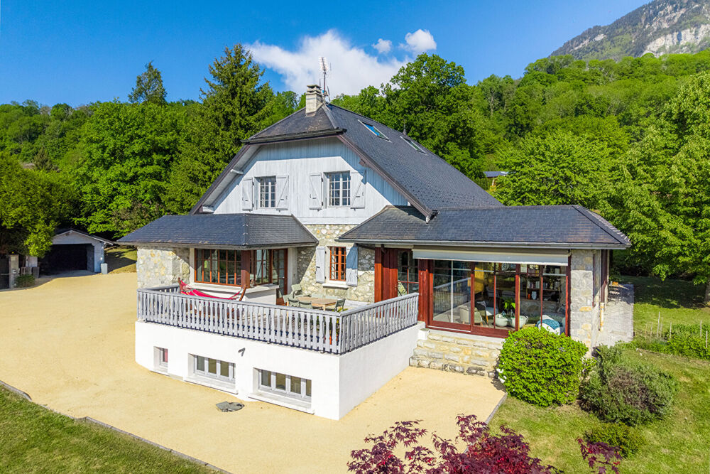 à vendre  Maison Pugny-Chatenod (73100)